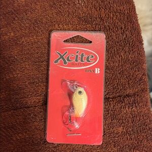 Tiny B Fishing Lure - Cream